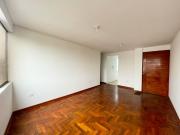ALQUILO IMPECABLE DEPARTAMENTO 1er PISO CON COCHERA EN...