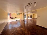 ALQUILO LINDA Y ACOGEDORA CASA SÚPER ILUMINADA – CAYMA