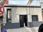 ALQUILO. LOCAL 230m2 cbtos y 300 m2 total. Villa devoto