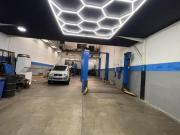 Alquilo local 315m2 Altamira 9210