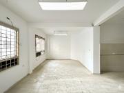 Alquilo local a pie de calle 48m2 Chacao 1126