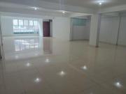ALQUILO LOCAL AV. PRÓCERES 200m2 FRENTE A ESTACIÓN DEL...