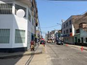 ALQUILO LOCAL COMERCIAL A 2 CDRAS DEL MERCADO CAQUETA