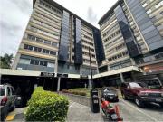 Alquilo local comercial c/mezzanina 97+20m2 La Castellana