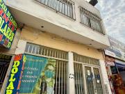 Alquilo local comercial de 2 pisos en av. Solidaridad VES