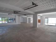 Alquilo Local Comercial de 388.46m² en San Isidro