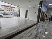 Alquilo local comercial edificio Platinum