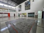 ALQUILO LOCAL COMERCIAL EN AVENIDA PRINCIPAL