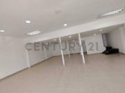 ALQUILO LOCAL COMERCIAL EN CENTRO COMERCIAL AL SUR/OESTE...