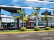 Alquilo Local Comercial En Primer Piso Con Mezzanine En...