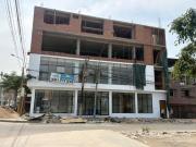 ALQUILO LOCAL COMERCIAL ESQUINA V/PARQUE 3ER PISO...