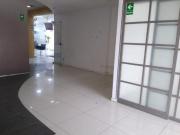 Alquilo Local Comercial Segundo piso, en Avenida Raul...