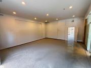 ALQUILO LOCAL EN 1ER PISO