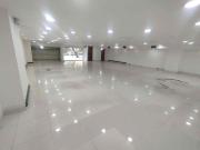 ALQUILO Local en Avenida oriental 240m2 $25 millones