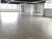 Alquilo Local Industrial de 4 pisos