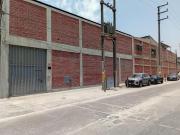 Alquilo local industrial impecable altura separadora...