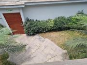 Alquilo local para oficinas con LICENCIA Av. La Encalada...