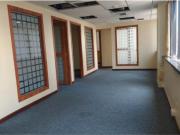 Alquilo oficina 110m2 Chacao 0783