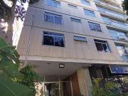 Alquilo oficina 210m2 Altamira 0858