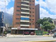 Alquilo oficina 65m2 Los Dos Caminos 5095