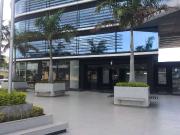 Alquilo oficina en Manta con vista al mar