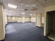 ALQUILO OFICINA IMPLEMENTADA EN MIRAFLORES SANTA CRUZ