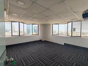 ALQUILO OFICINA IMPLEMENTADA TODO EL PISO EN SAN ISIDRO