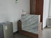 Alquilo oficina u consultorio en la Av Arequipa Lince
