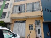 ALQUILO OFICINAS LOCAL COMERCIAL EN AV. BERTELLO 165m2