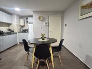 ALQUILO POR MES DEPTO 1 DORM AMOBLADO CON BALCÓN EN AV....