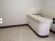 ALQUILO SUITE EN URDESA CENTRAL SIN AMOBLAR 1ER PISO...