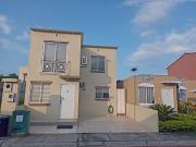 Alquilo Suite en Villas del Rey Etapa Reina Isabel, XavL