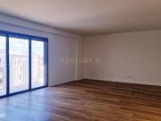 Alta de Lisboa, T3 NOVO, 3 casas de banho e 2 lugares de...