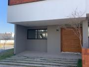 Altavista a unos metros de Valdepeñas, aprovecha precio...