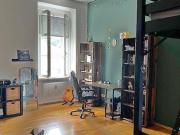 Altbau 1 Zimmer Wohnung mit Aufzug und Einbauküche Altbau 1 Zimmer Wohnung mit Aufzug und Einbauküche