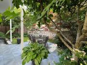 Altbau 4 Zi Wohnjuwel mit Garten, Sauna + Garage in FFM...