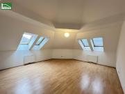 Eck Dachgeschosswohnung in Ruhelage nahe U4 Meidling...