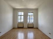 Altbau Juwel mit Potenzial – Ruhige Lage trifft...