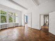 Altbau mit beeindruckender Grandezza Renovierungsjuwel...
