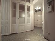 Altbau mit Potenzial im Herzen von Neubau