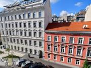 ALTBAU WOHNUNG MIT AUSSGEWÖHNLICHER FLEXIBILITÄT UND...