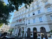 Neu saniertes Altbaubüro in prominenter Lage!