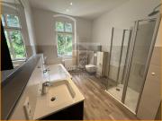 Altbaucharme trifft Komfort – 2 Raum Wohnung mit Stuck,...
