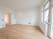 Altbaucharme trifft moderne Sanierung: 4 Zimmer Wohnung...