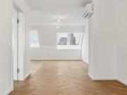 Altbaucharme trifft modernen Dachausbau Wohnen im Herzen...