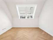 Altbaucharme trifft modernen Dachausbau – Wohnen im...