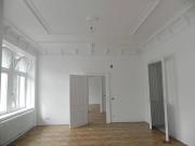 Altbauwohnung beim Naschmarkt!