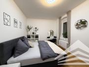 Altbauflair trifft moderne Ausstattung! 2 Zimmerwohnung...