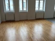 ALTBAUHAUPTMIETE UNBEFRISTET FÜR PÄRCHEN ODER SINGLE...