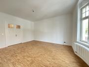 Altbautraum auf über 200m² mit eigener Terrasse und Garten!